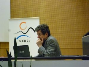 1ère+Table+ronde-+Prof_+Jean-Marie+Annoni